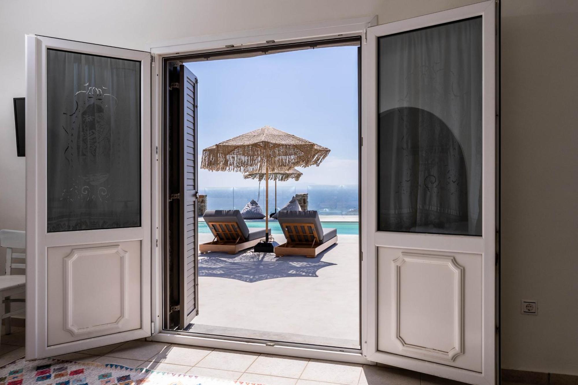 Makani Suites Ano Mera Exterior foto